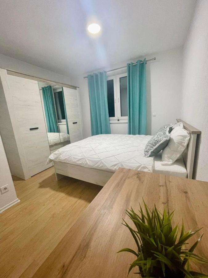 Muric Apartman 8 Ljubljana Kültér fotó