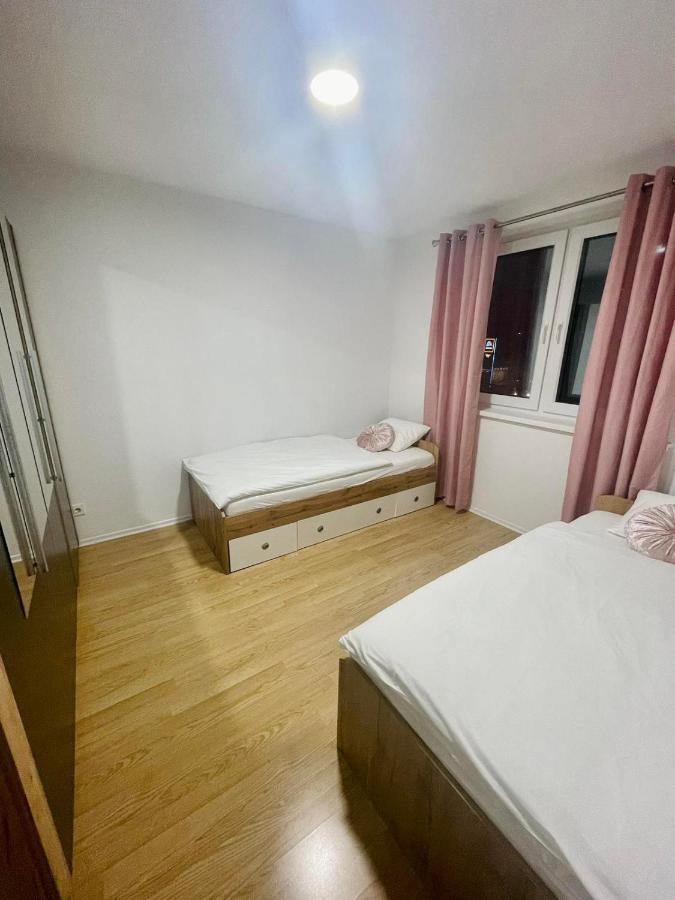 Muric Apartman 8 Ljubljana Kültér fotó