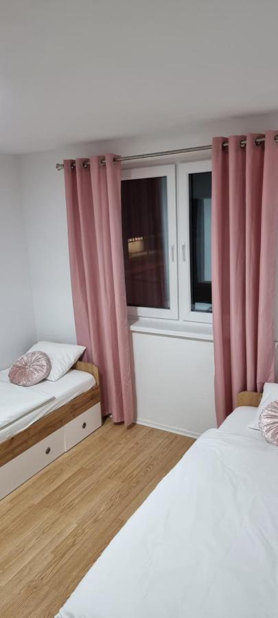 Muric Apartman 8 Ljubljana Kültér fotó
